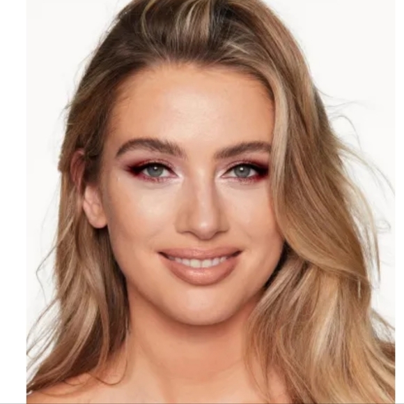 Vintage Vamp Eyeshadow Quad | Charlotte Tilbury | Brand New in Box | Authentic - Picture 11 of 15